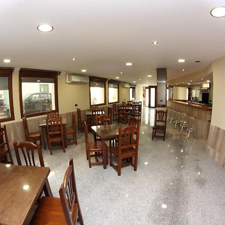 Hotel Albanta La Lantejuela Extérieur photo