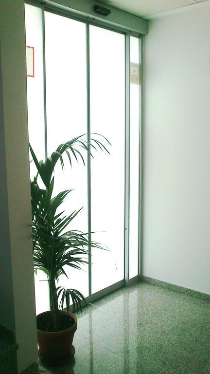 Hotel Albanta La Lantejuela Extérieur photo