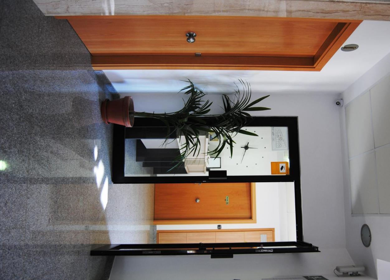 Hotel Albanta La Lantejuela Extérieur photo